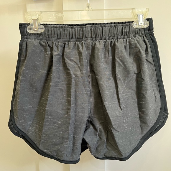 Grey Nike Shorts - Picture 2 of 4